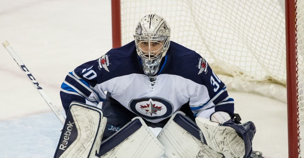 Weekend Outlook: Hellebuyck a must start