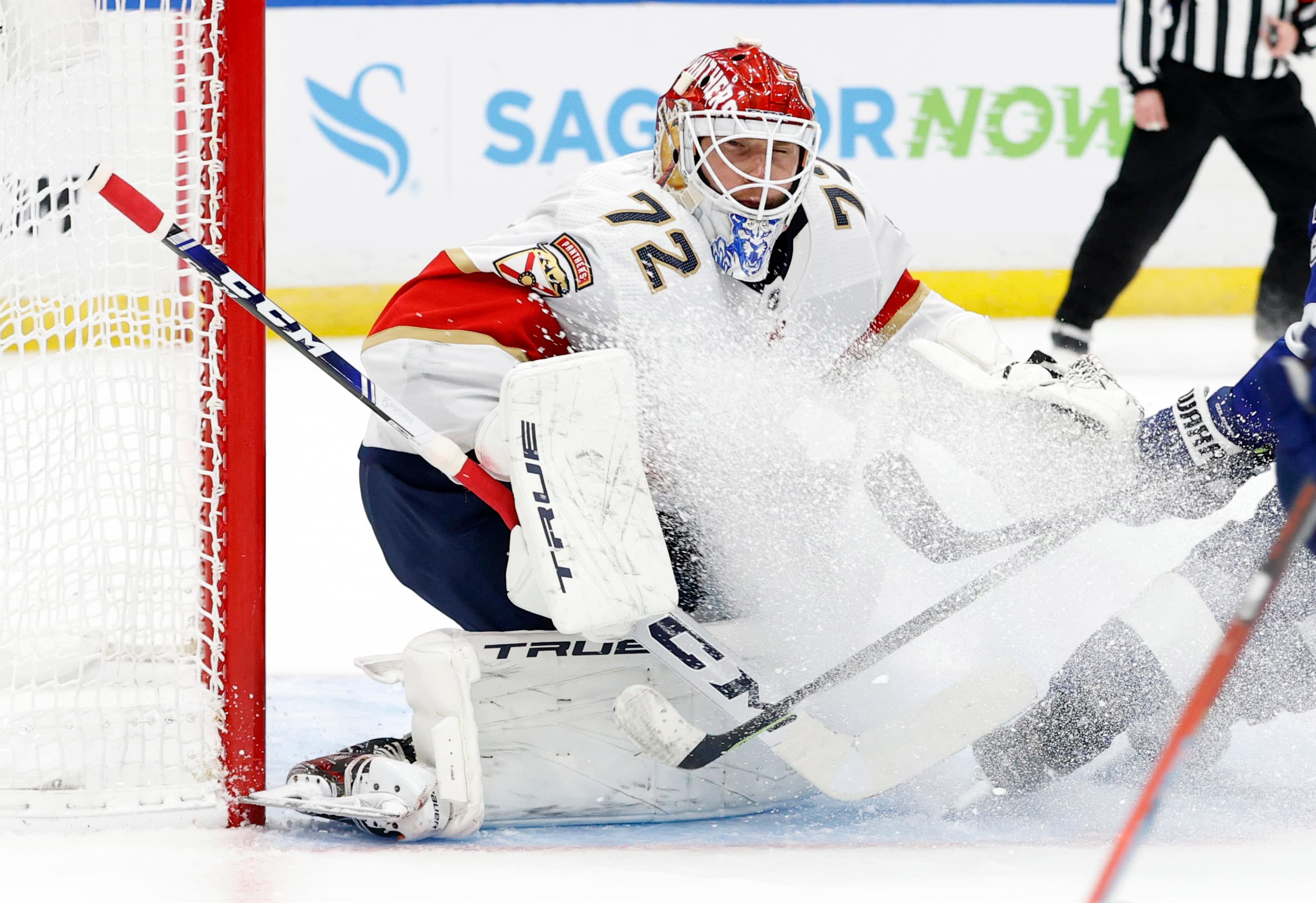 Monday Morning Ramblings: Bobrovsky's Surge, Samsonov's Confidence, Binnington's Back and More.