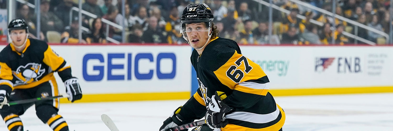 Rickard Rakell Action Shot