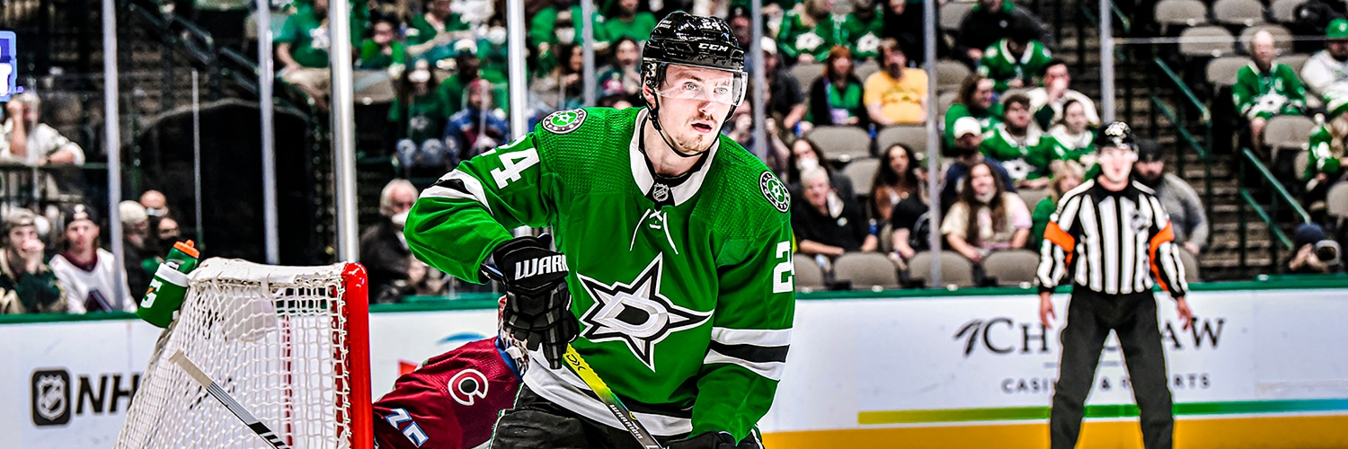 Roope Hintz Action Shot