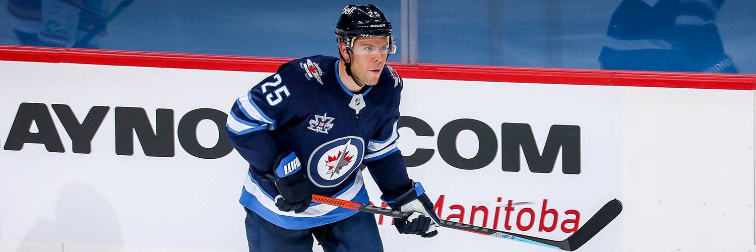 Paul Stastny Action Shot