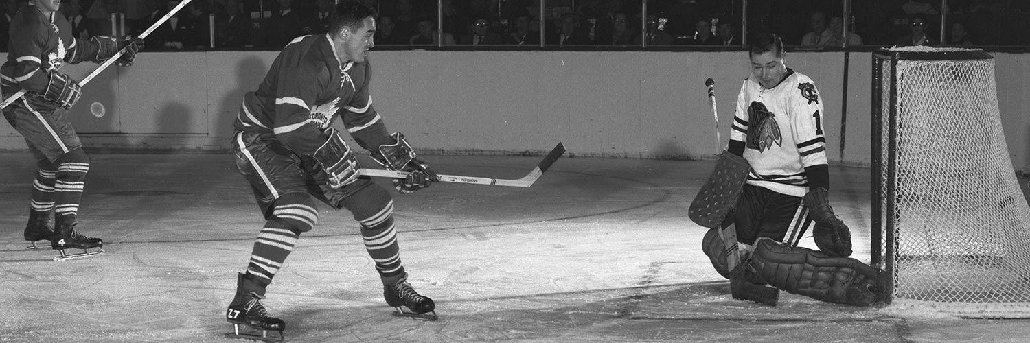 Frank Mahovlich Action Shot
