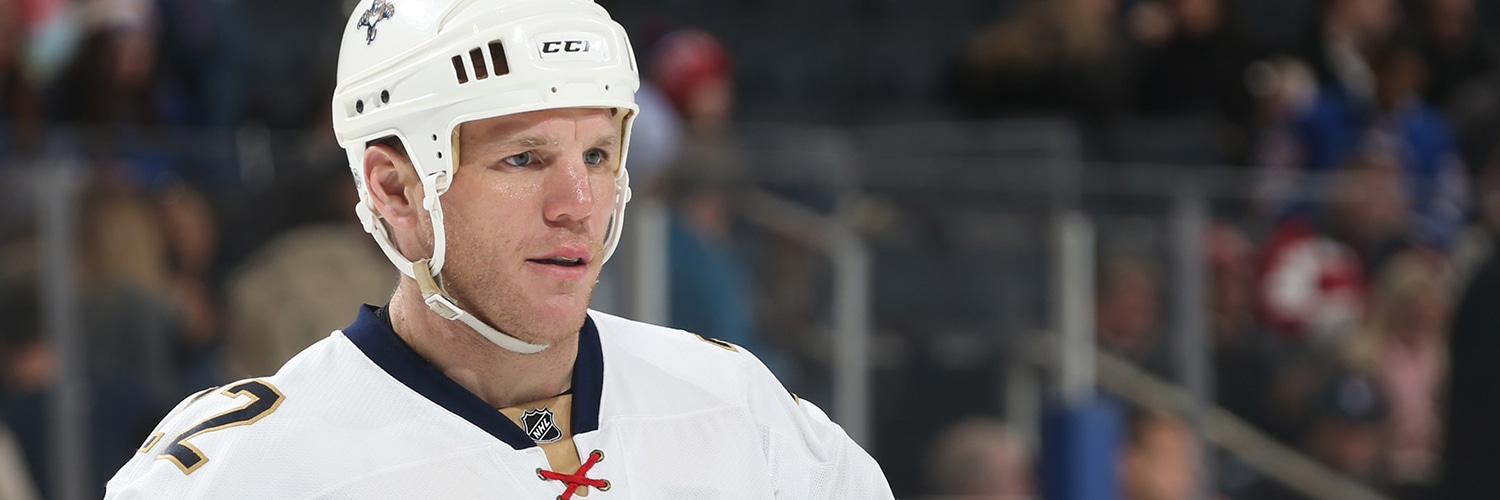 Shawn Thornton Action Shot
