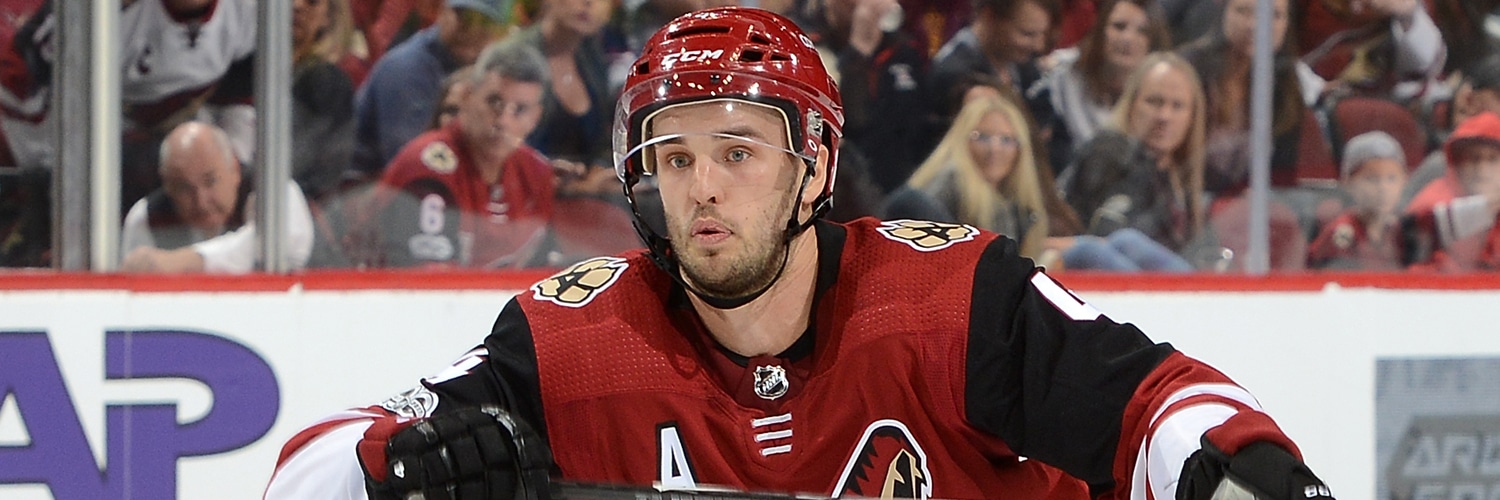 Niklas Hjalmarsson Action Shot
