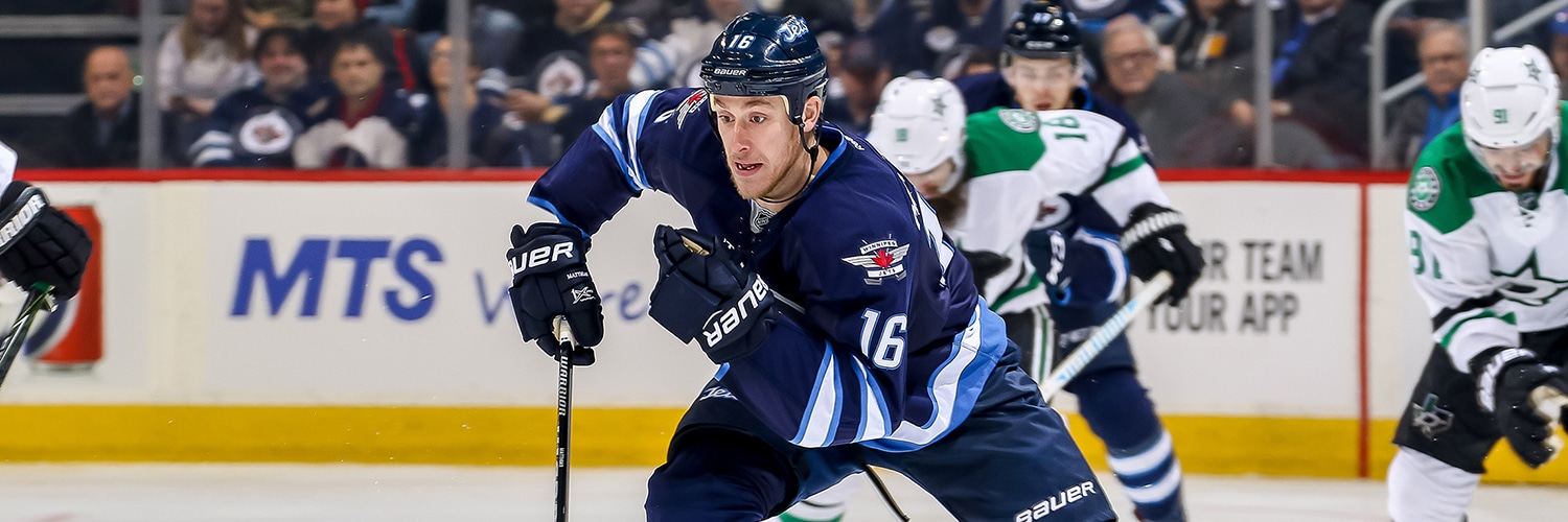 Shawn Matthias Action Shot
