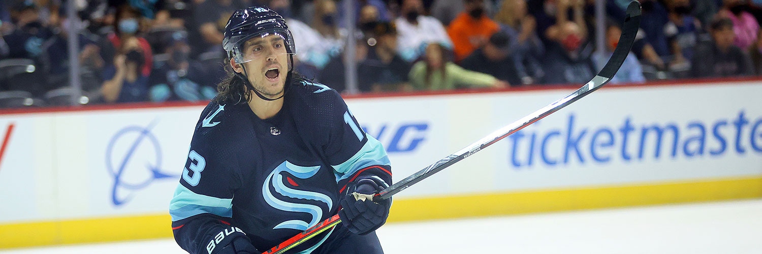 Brandon Tanev Action Shot